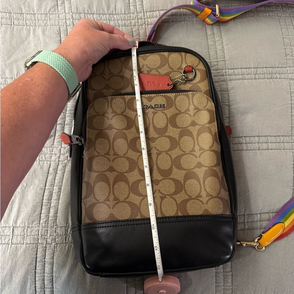 Coach Signature Black and Tan Crossbody Bag - Picture 2 of 13